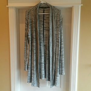 Stitch Fix Laila Jayde gray long cardigan